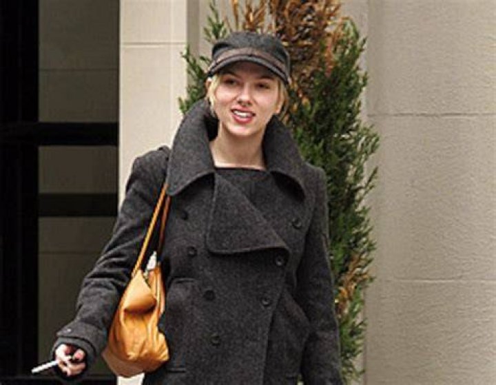 Does Scarlett Johansson Smoke Weed? &bull; Green Rush Daily