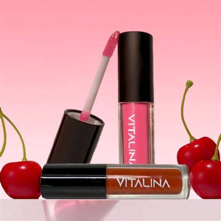 Free Lip Gloss LatestFreeStuff.co.uk