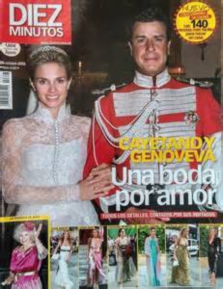 Genoveva Casanova Pareja Who Is Cayetano Mart&iacute;nez de Irujo