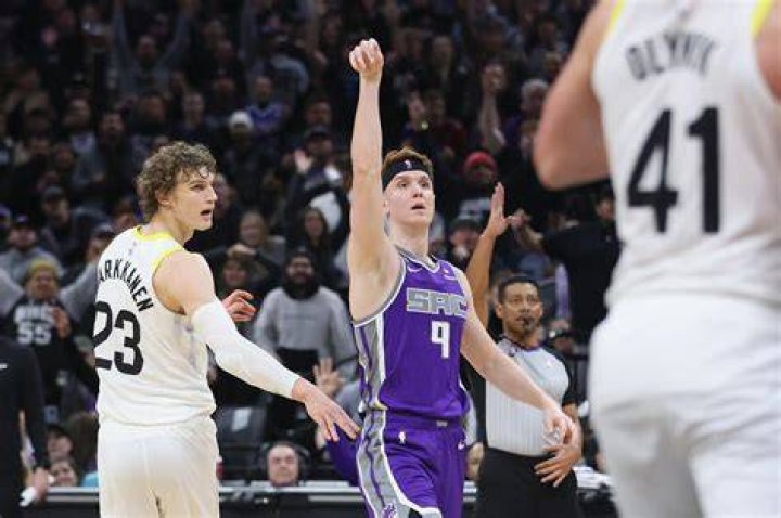 Kings observations Kevin Huerter lights up Pelicans for 25 in big win