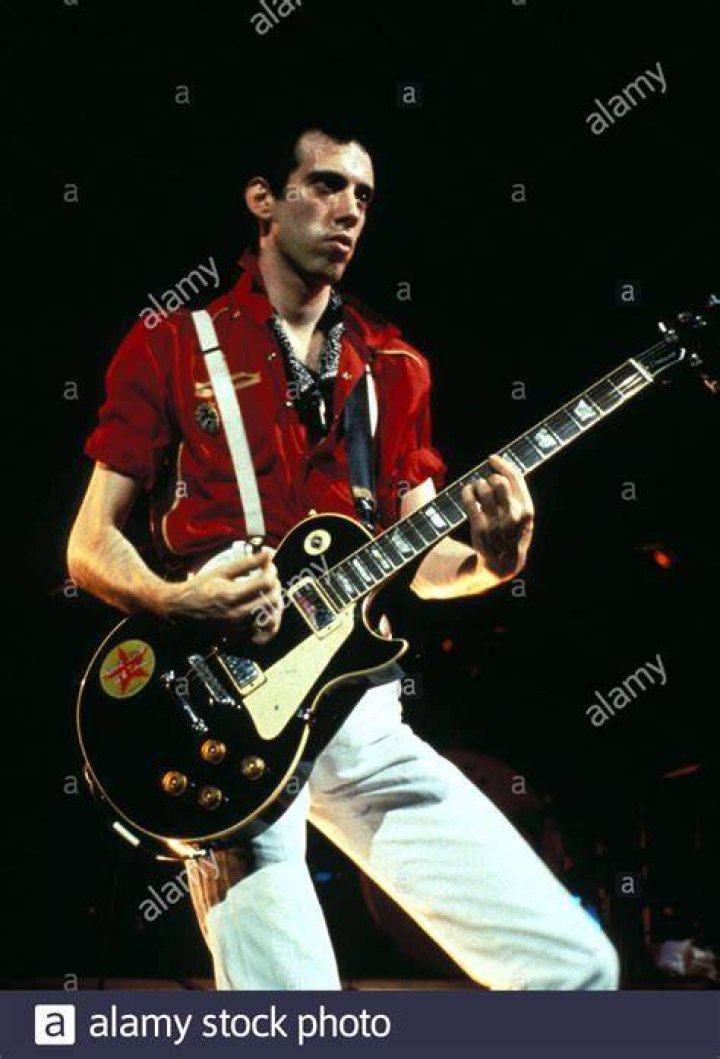Mick Jones of The Clash 4, South Yarmouth, Massachusetts, 1981 &raquo; Days