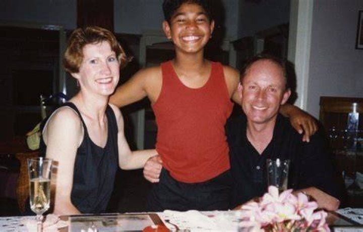 Saroo Brierley Age, Girlfriend, Wife, Children, Biography, Family