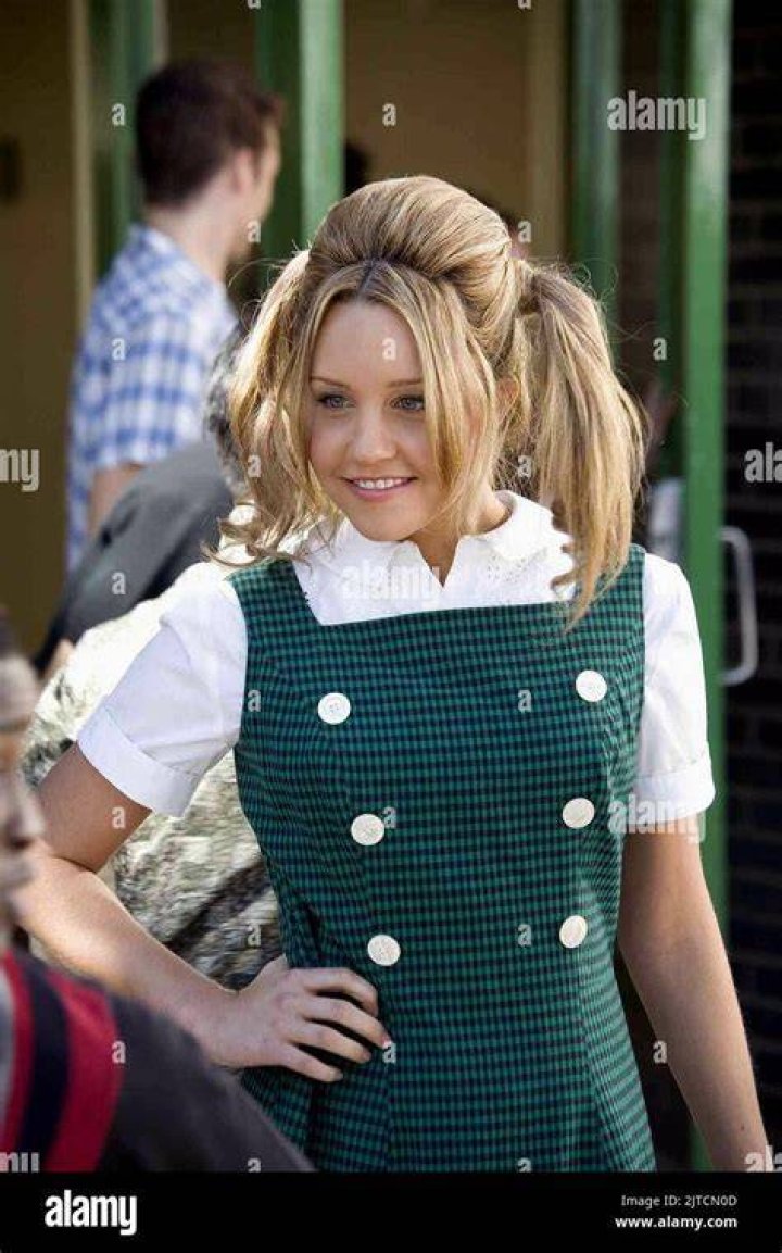 Unveiling The Cultural Impact And Enduring Appeal Of Amanda Bynes In "Hairspray"
